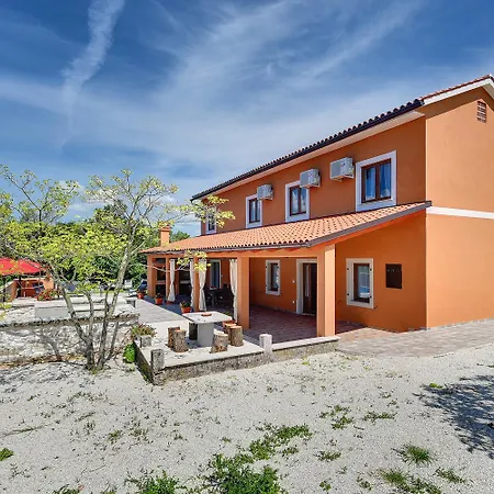 Mateo Holiday home Krnica